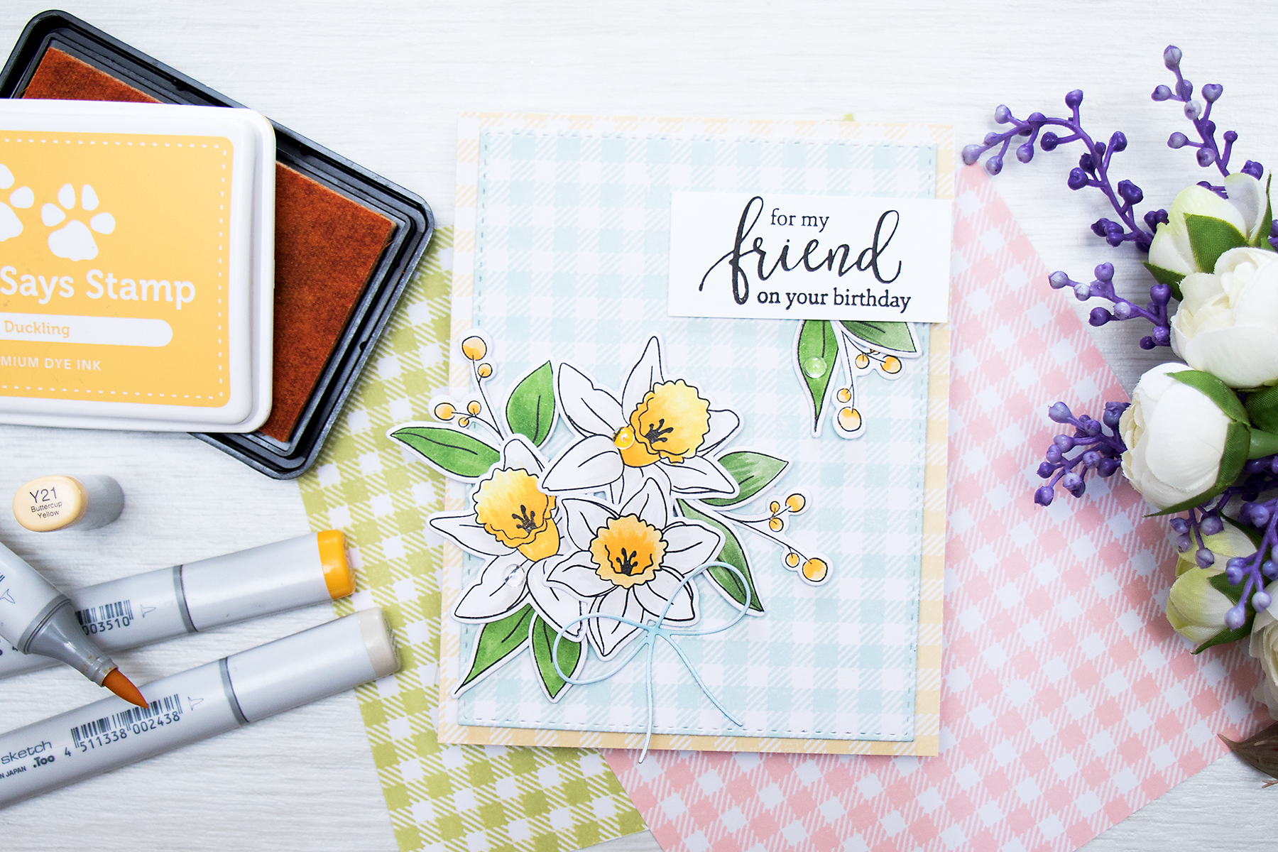 Simon Says Stamp | Beautiful Daffodils Spring Card by Yana Smakula